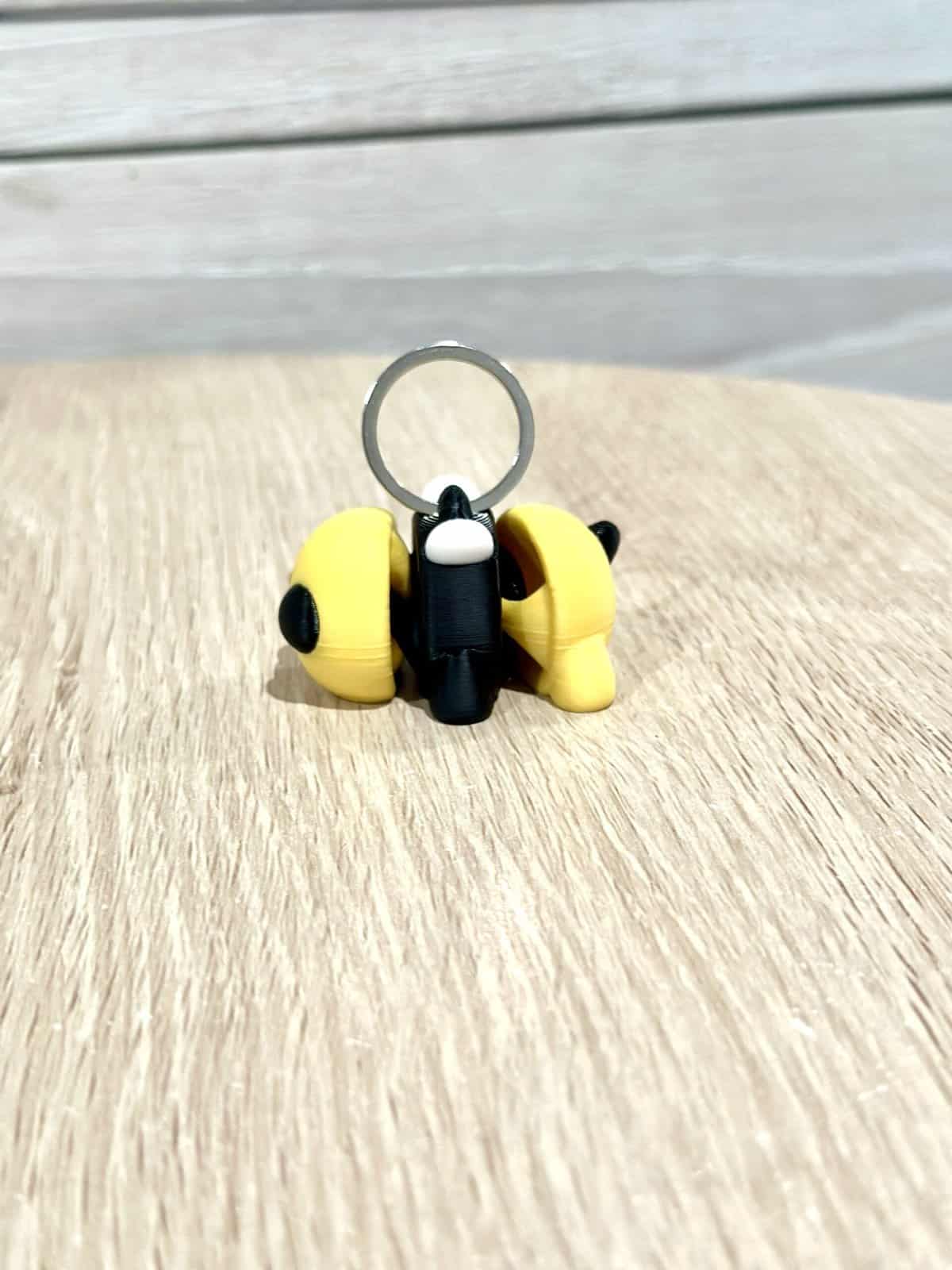 Baby bee Keyring